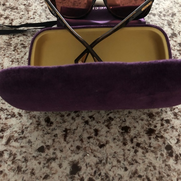 Authentic Gucci Sunnies main image 4